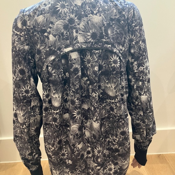 Lululemon Bring Back The Track Jacket - Picture 9 of 11